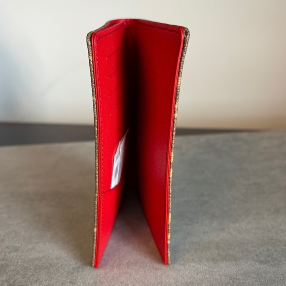 Louis Vuitton Passport Cover Coated Canvas Monogram Travel Flight Mode Brand New - Picture 9 of 9